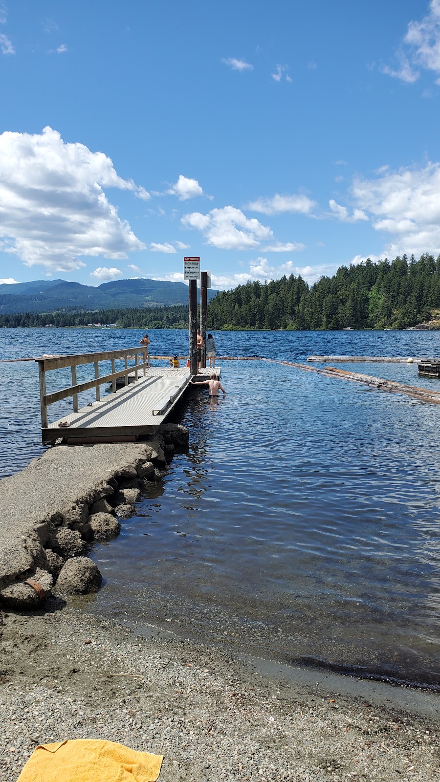 Sproat Lake Landing Resort | 10695 Lakeshore Rd, Kleecoot, BC V9Y 8Z8, Canada | Phone: (250) 723-2722