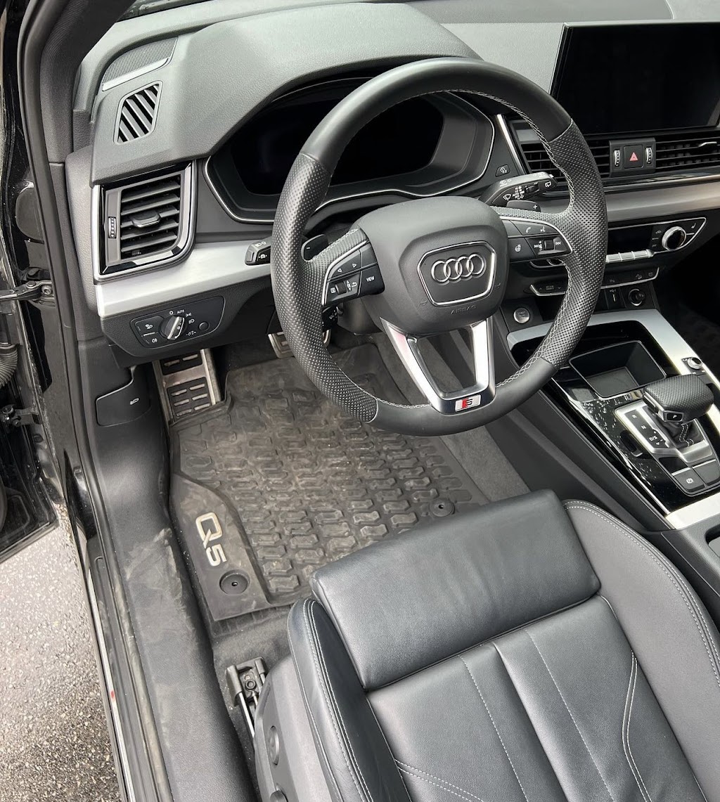 SparkLane Mobile Auto Detailing | 2152 Wateroak Dr, London, ON N6G 0P9, Canada | Phone: (226) 222-5555