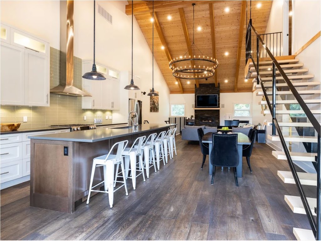 Twin Creeks Estate | 195 Williamsons Landing Rd, Gibsons, BC V0N 1V6, Canada | Phone: (778) 994-2200