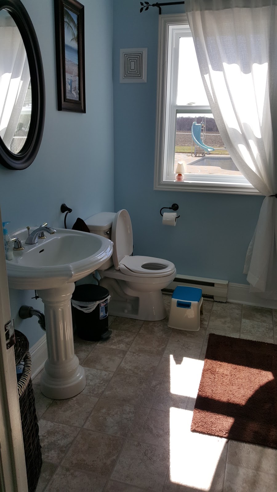 Service Garde Reconnu Les Amis De Roxanne | 300 Rue Principale, Saint-Cléophas-de-Brandon, QC J0K 2A0, Canada | Phone: (450) 898-8374