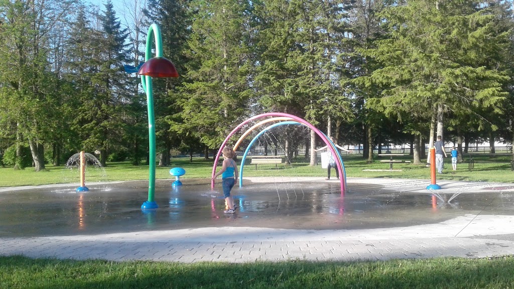 Yahoo Park Splash Pad | Embrun, ON K0A 1W0, Canada | Phone: (613) 443-3066