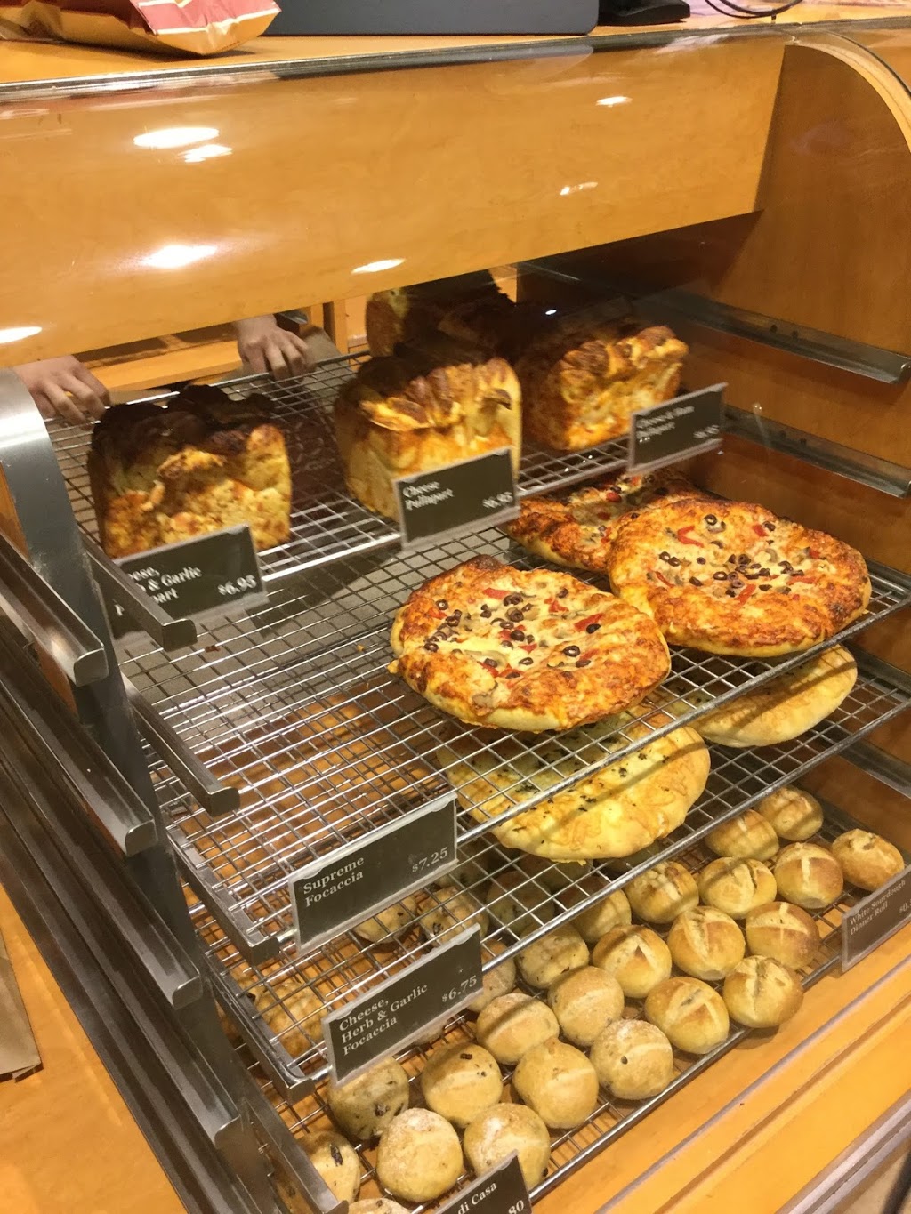 COBS Bread | 1975 Queen St E, Toronto, ON M4L 1J1, Canada | Phone: (647) 352-9300