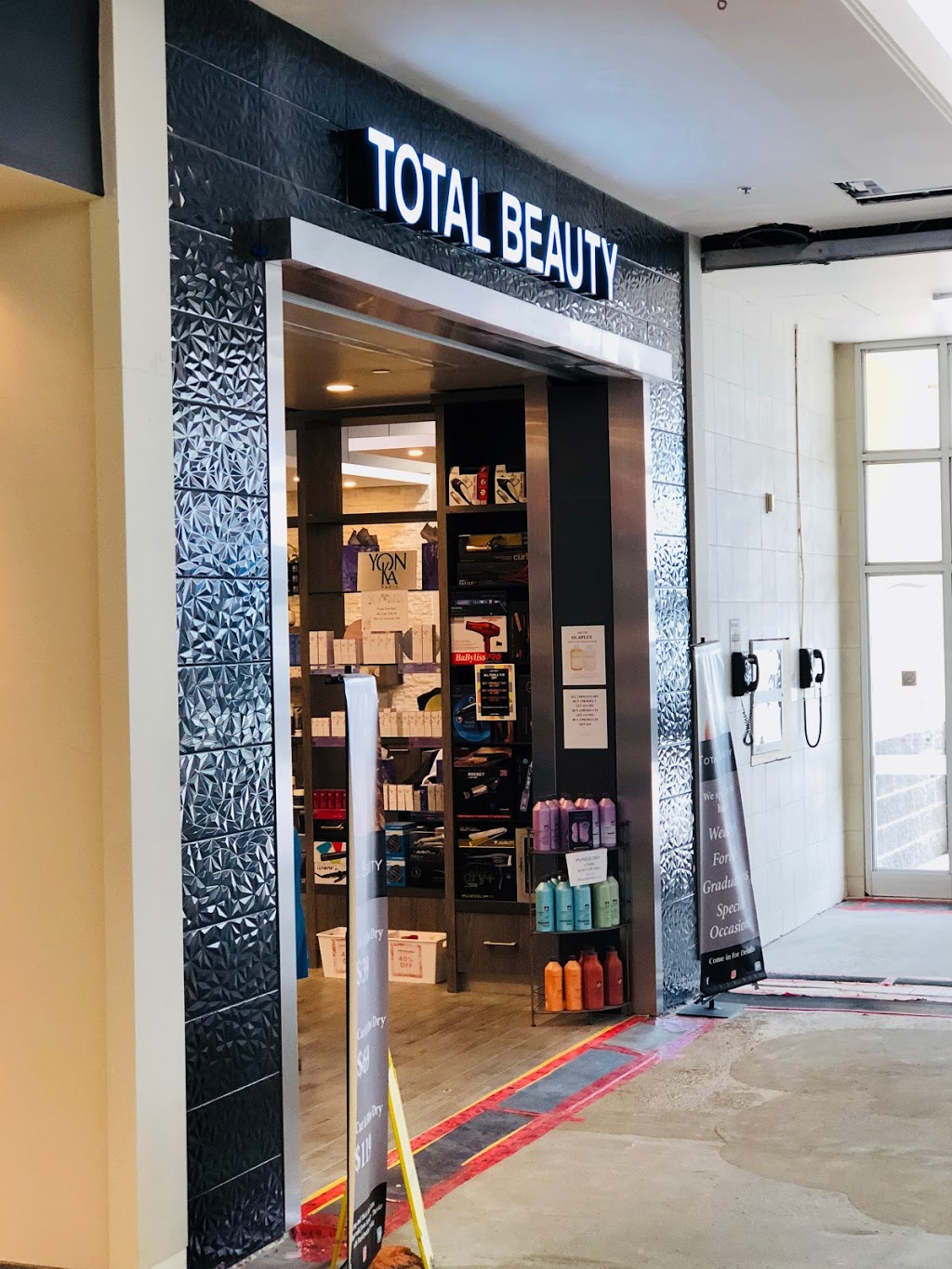 Total Beauty | 777 Guelph Line, Burlington, ON L7R 3N2, Canada | Phone: (905) 631-9282