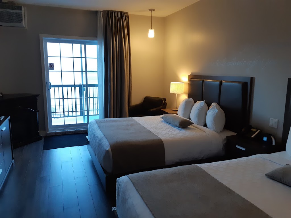 Hôtel-Pavillons-Spa Le Petit Manoir du Casino | 525 Chem. des Falaises, La Malbaie, QC G5A 2V5, Canada | Phone: (418) 665-0000