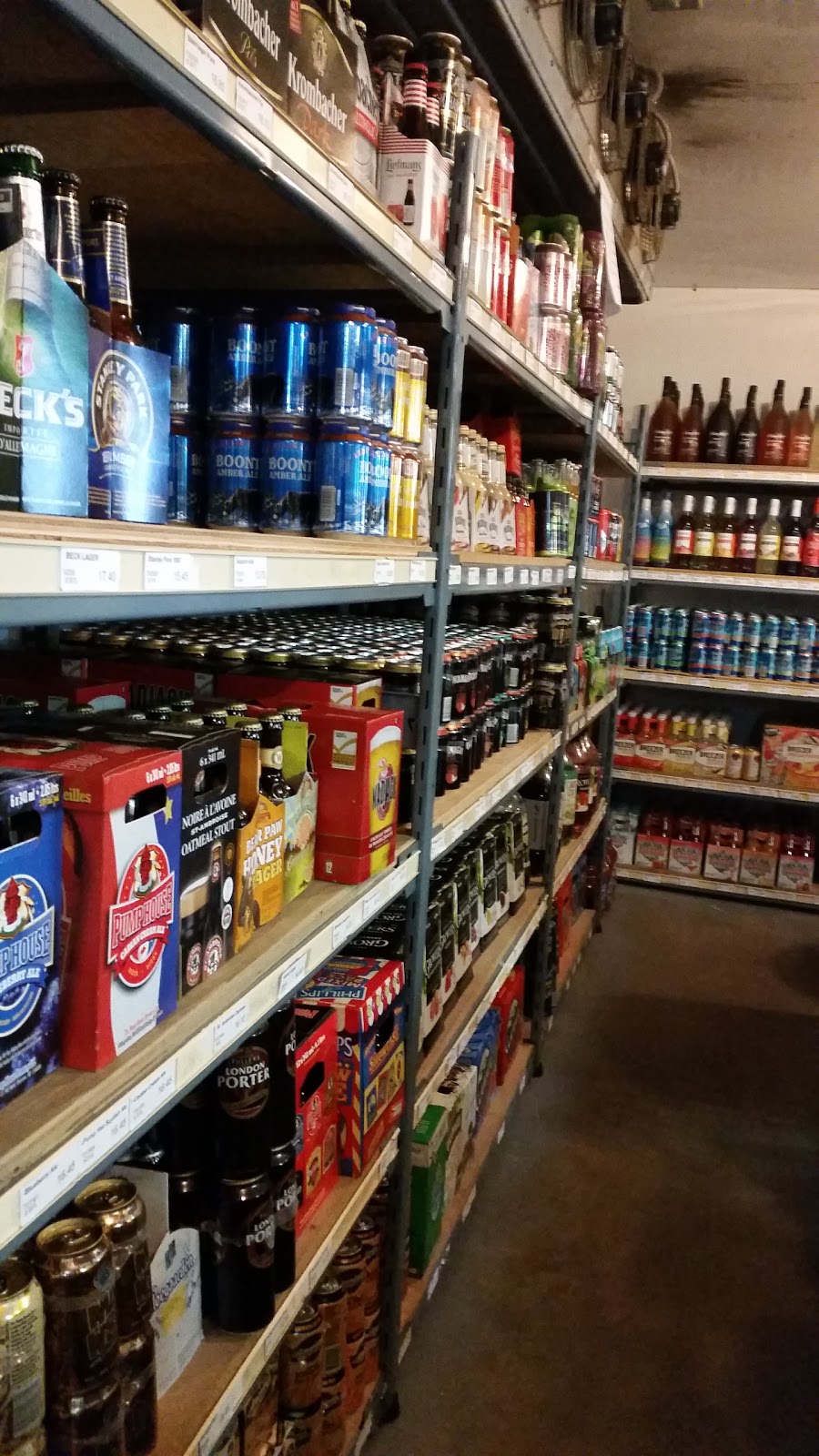 Coaldale Spirits & Wine Merchants | 2007 18th St, Coaldale, AB T1M 1E9, Canada | Phone: (403) 345-6686