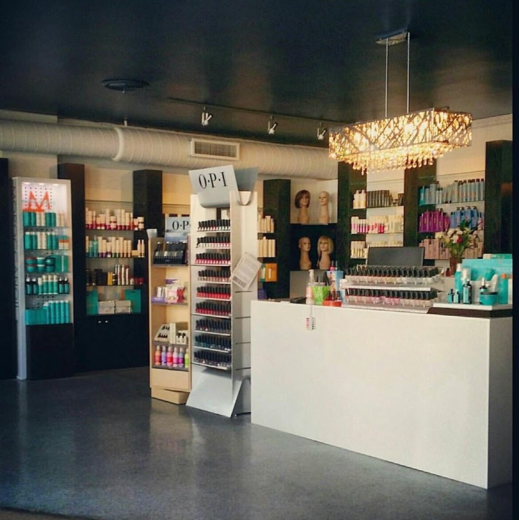 The Cut And Colour Bar | 1202 Woodbine Ave, East York, ON M4C 4E3, Canada | Phone: (416) 901-4199