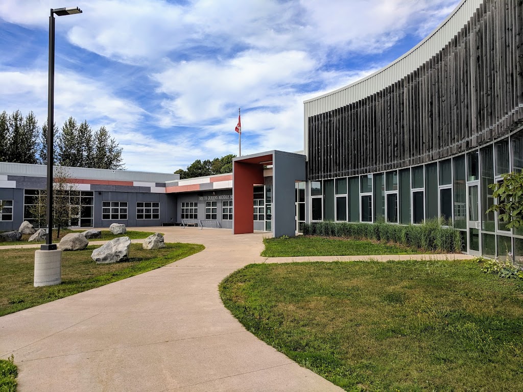 South Queens Middle School | 157 Old Bridge St, Liverpool, NS B0T 1K0, Canada | Phone: (902) 354-7640