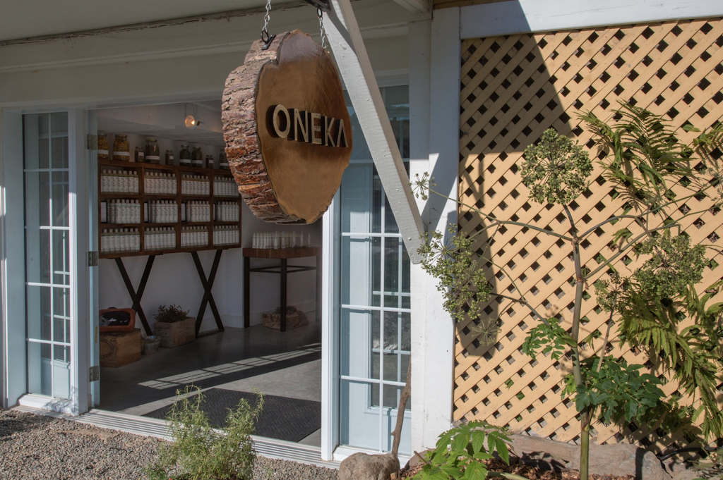 Oneka | 23 Rue Principale, Frelighsburg, QC J0J 1C0, Canada | Phone: (877) 620-8733