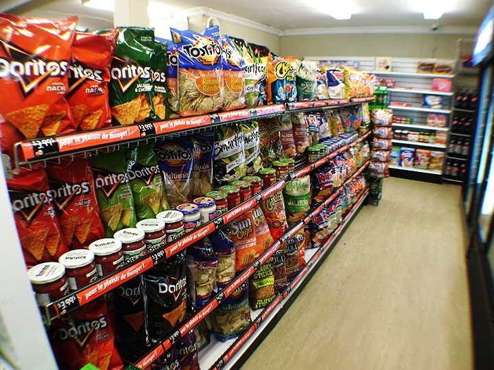 Depanneur Eardley | 1536 QC-148, Luskville, QC J0X 2G0, Canada | Phone: (819) 684-0911