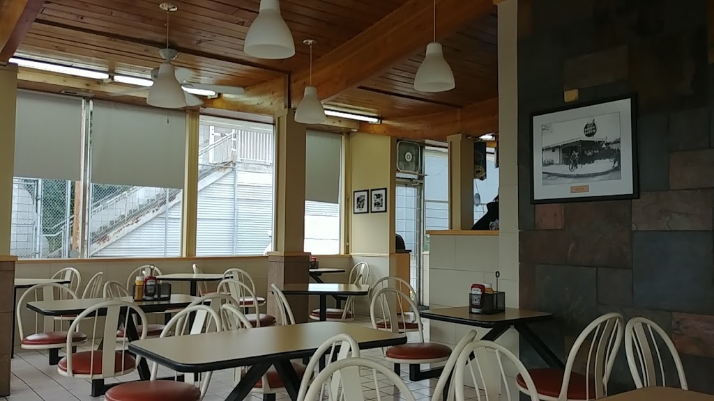 Dairy Queen | 14741 108 Ave, Surrey, BC V3R 1V9, Canada | Phone: (604) 581-1722