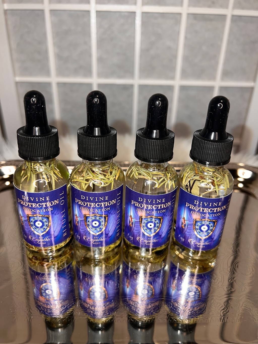 Empathic Moon 777 - Divination, Metaphysical Shop & Apothecary | 638 Linden Ave, Winnipeg, MB R2K 0P2, Canada | Phone: (431) 792-7777