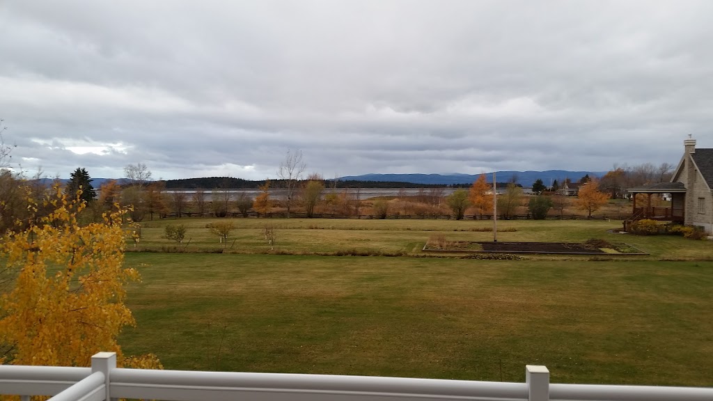 Motel des Mariniers | 36 Av. Morel A, Kamouraska, QC G0L 1M0, Canada | Phone: (418) 492-1651