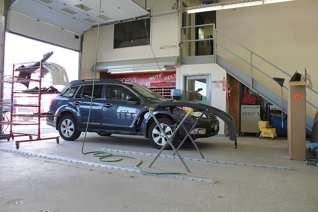 CSN Springfield Auto Body | 100 - 1765 Springfield Rd, Kelowna, BC V1Y 5V5, Canada | Phone: (250) 860-9333