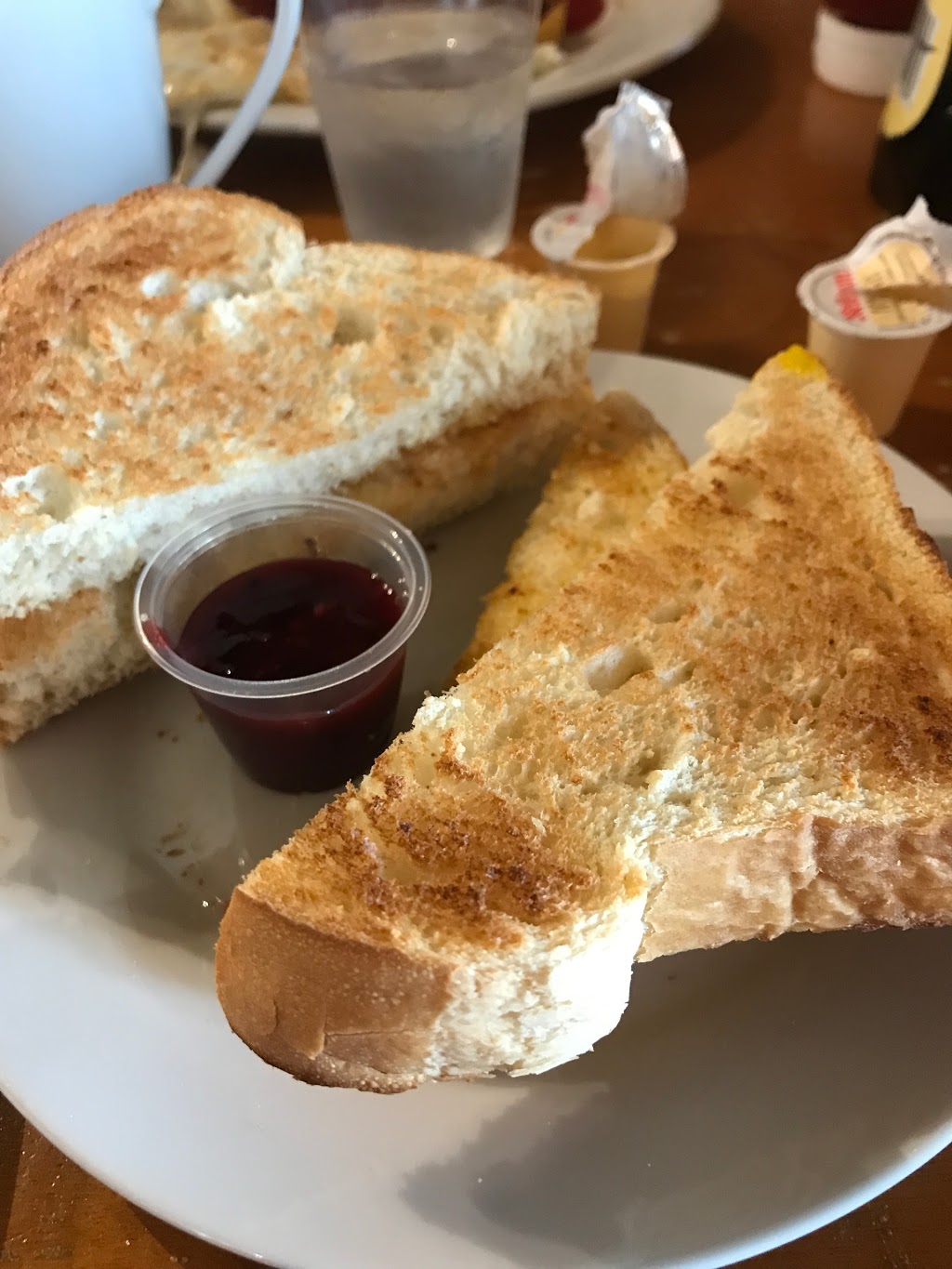Dutch Mill Country Market | 533 Millgrove Side Rd, Dundas, ON L9H 5E2, Canada | Phone: (905) 689-7253