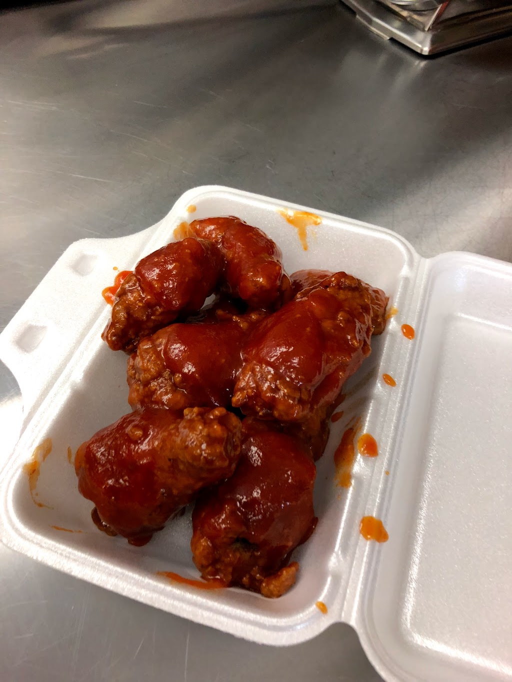 Pizza Tonite Oshawa | 1051 Simcoe St N, Oshawa, ON L1G 4W5, Canada | Phone: (289) 240-5577