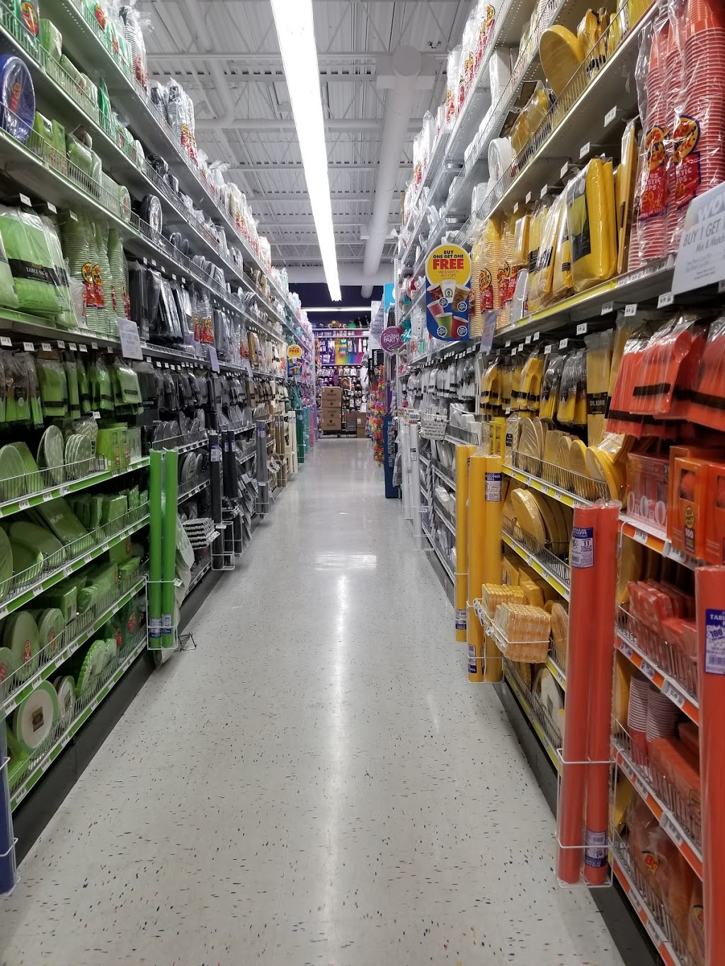 Party City | 410 Fairview Dr, Brantford, ON N3R 2X8, Canada | Phone: (519) 753-7034