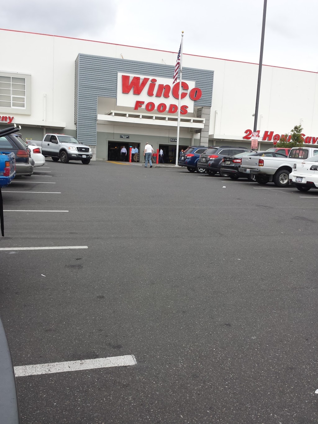 WinCo Foods | 300 E Bellis Fair Pkwy, Bellingham, WA 98226, USA | Phone: (360) 756-7924