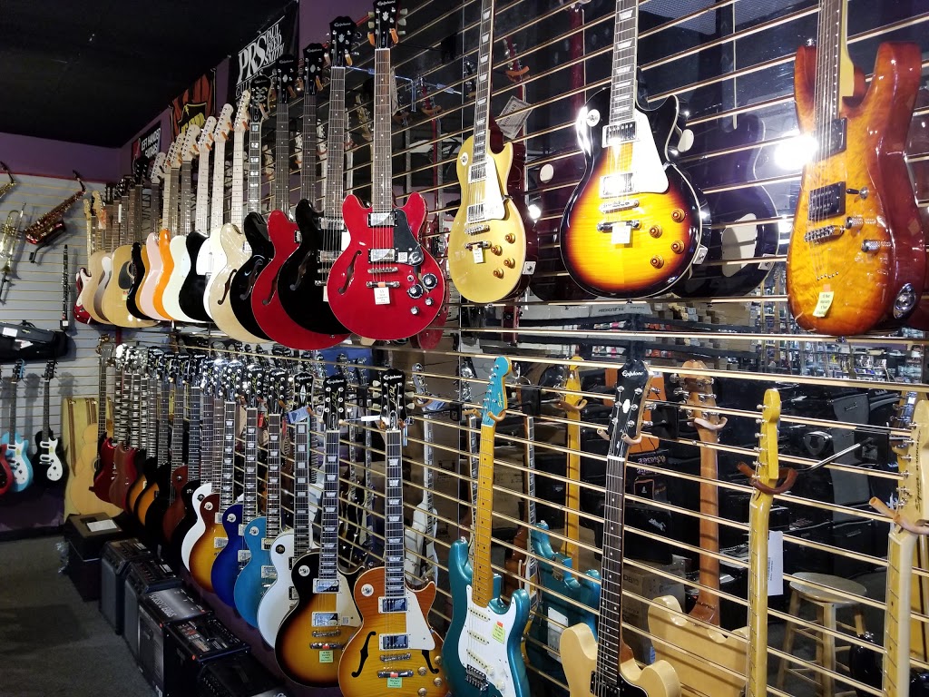 Long & McQuade Musical Instruments | 139 Charing Cross St, Brantford, ON N3R 2J3, Canada | Phone: (519) 753-6804