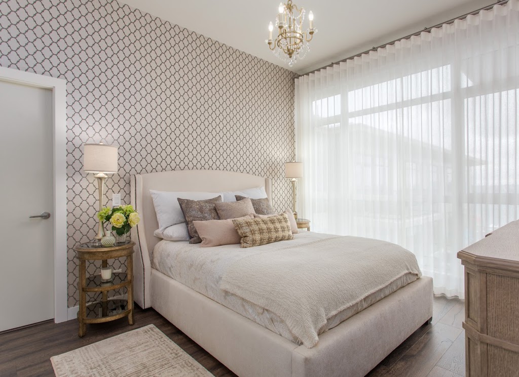 A Stroke of Genius | 978 Hartford Pl, North Vancouver, BC V7H 2J7, Canada | Phone: (604) 319-4074