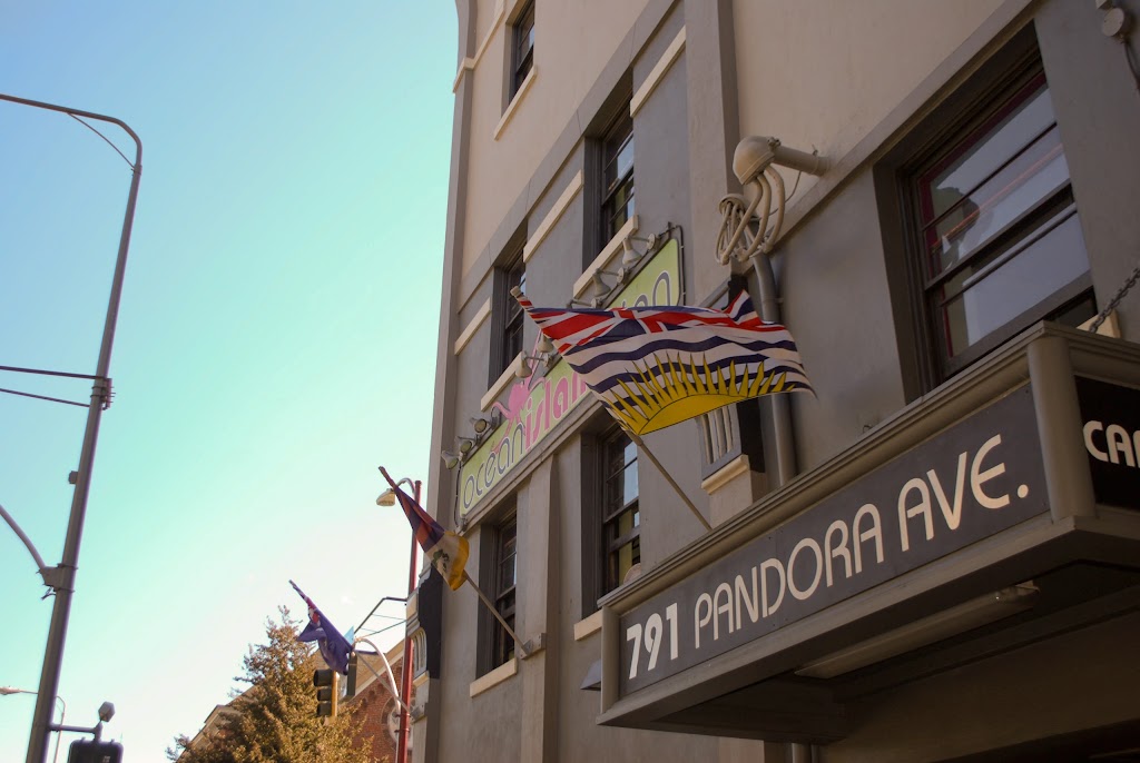 Ocean Island Lounge | 791 Pandora Ave, Victoria, BC V8W 1P6, Canada | Phone: (250) 385-1788