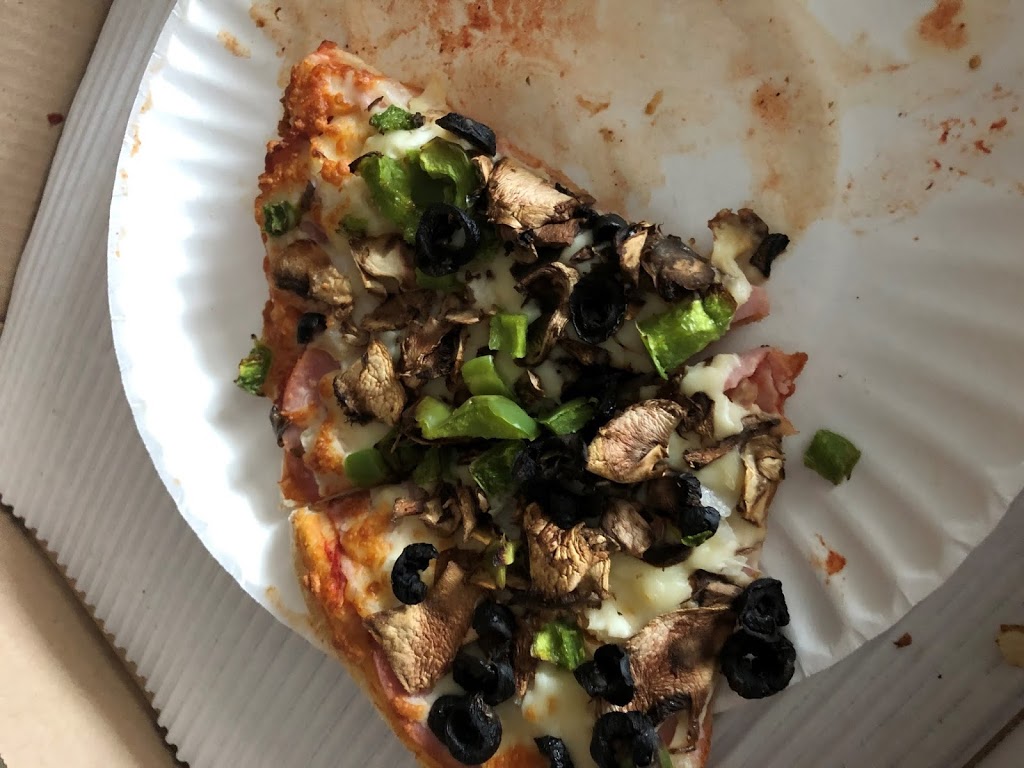 Mountain High Pizza | 3170 Creekside Way, Sun Peaks, BC V0E 5N0, Canada | Phone: (250) 578-7272