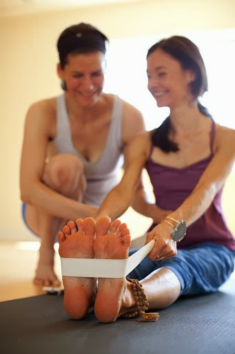 Modo Yoga East Vancouver | 560 E 15th Ave, Vancouver, BC V5T 2R5, Canada | Phone: (604) 569-3300