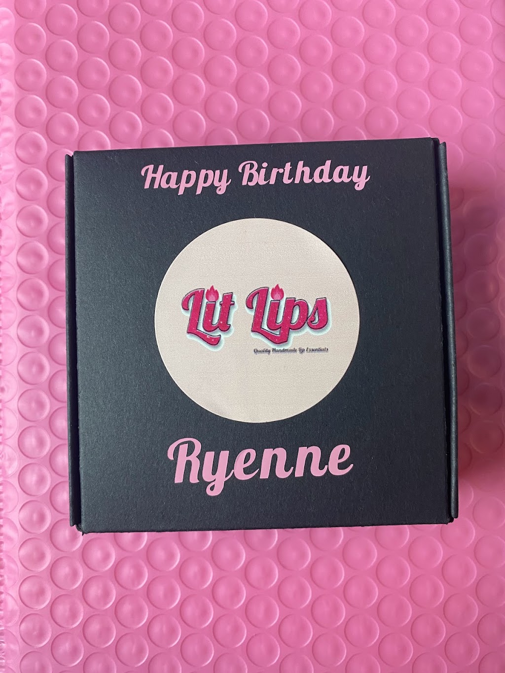Lit Lips | 83 Dressage Trl, Cambridge, ON N3E 0C1, Canada | Phone: (647) 679-1703