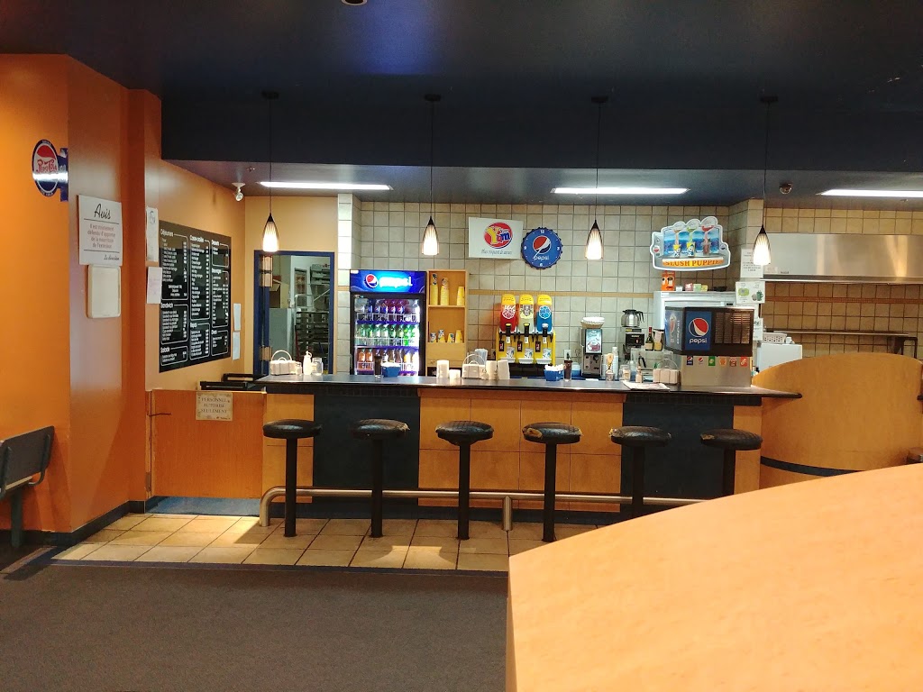 Centre de Quilles Anjou-sur-le-Lac | 11200 Rue Renaude-Lapointe, Anjou, QC H1J 2V7, Canada | Phone: (514) 493-8111