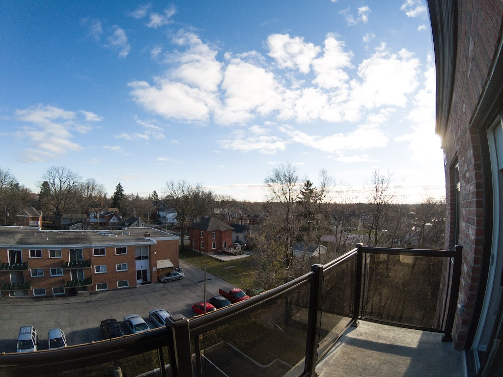 Linden Crossing Apartments | 1B9, 205 Eagle St N, Cambridge, ON N3H 1B9, Canada | Phone: (519) 650-0078