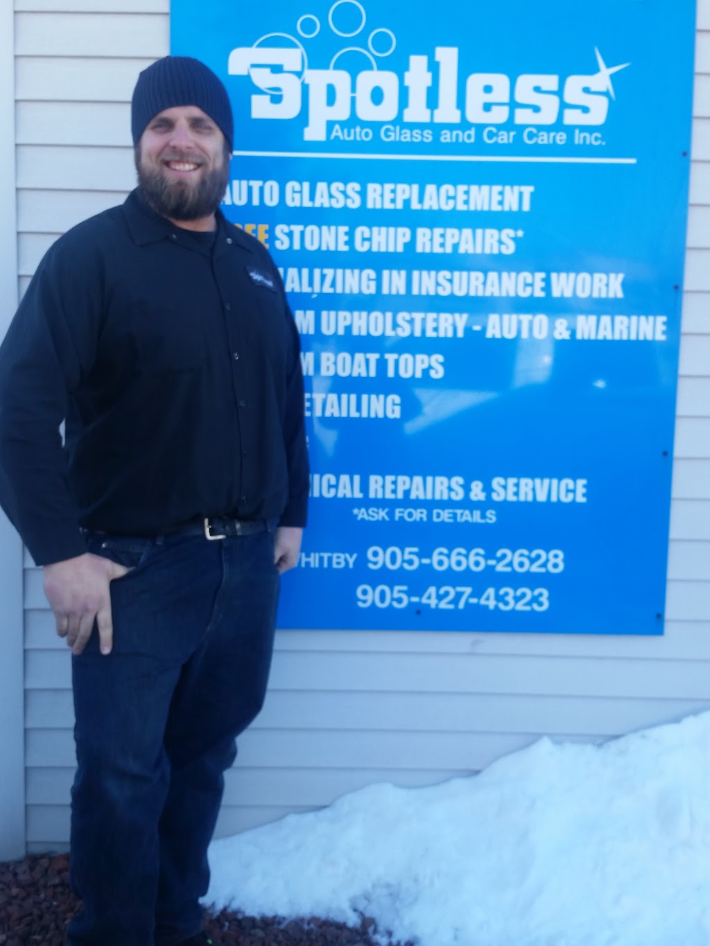 Spotless Auto Glass & Car Care Inc. | 209 Dundas St W, Whitby, ON L1N 2M4, Canada | Phone: (905) 427-4323