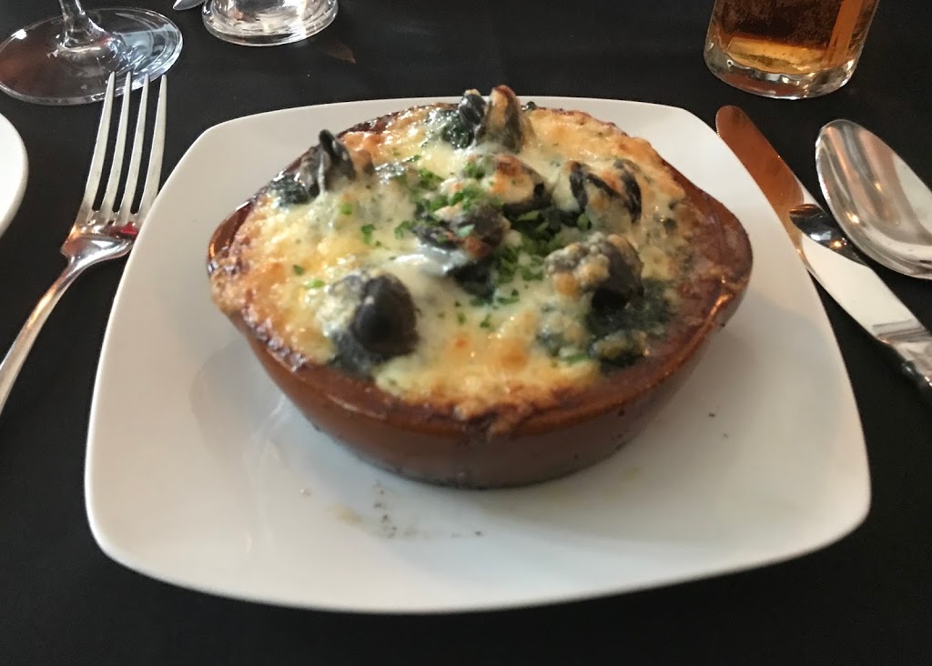 La Strada Restaurant | 697 Bank St, Ottawa, ON K1S 3T8, Canada | Phone: (613) 567-2066