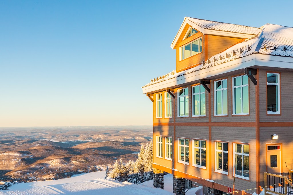 The Grand Manitou | 1000 Chemin des Voyageurs, Mont-Tremblant, QC J8E 1T1, Canada | Phone: (819) 681-3000 ext. 36393