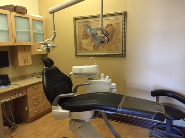 Dr. Sonia Sharma Dental Centre | 12-3078 Mayfield Rd, Brampton, ON L6Z 0E3, Canada | Phone: (905) 840-3456