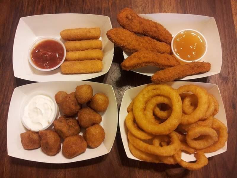 BUBZ restaurant | 1547 Elijah Rd, Southwold, ON N0L 2G0, Canada