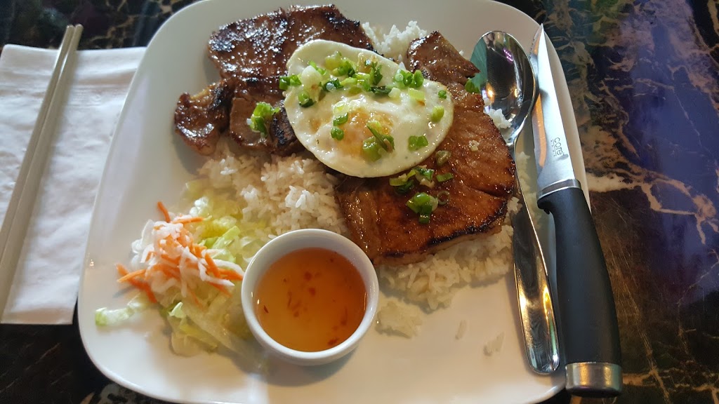 Pho Xpress | 436 Riverbend Square NW, Edmonton, AB T6R 2X2, Canada | Phone: (780) 705-2280