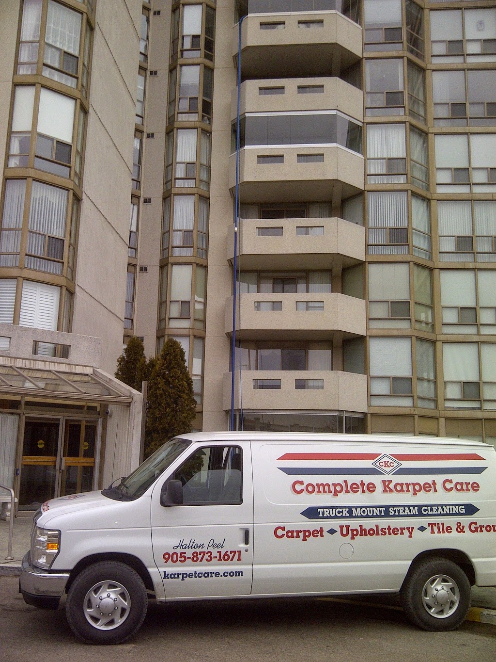 Complete Karpet Care | 89 Foxtail Ct, Halton Hills, ON L7G 0G2, Canada | Phone: (905) 873-1671