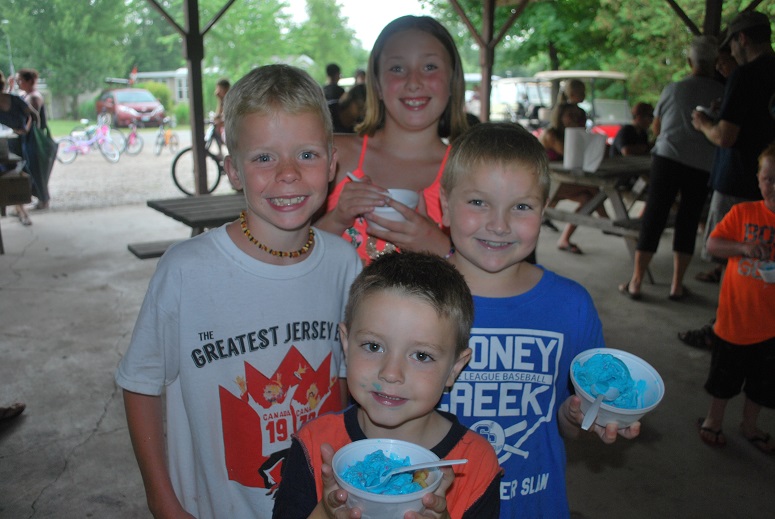 Lakewood Christian Campground | 4297 Lakeshore Rd, Plympton-Wyoming, ON N0N 1J6, Canada | Phone: (519) 899-4415