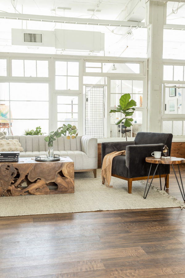 Masons Cloverdale Home Furnishings | 5765 176 St, Surrey, BC V3S 4E1, Canada | Phone: (604) 576-6011