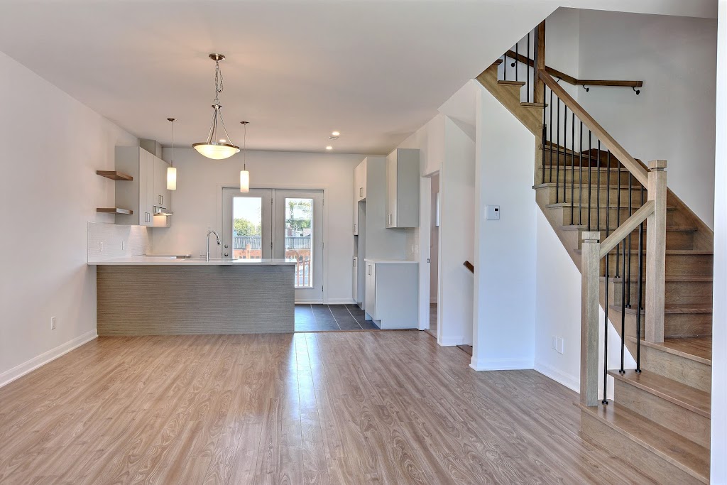 Plateau Blainville | 591 Bd du Curé-Labelle, Blainville, QC J7C 2H7, Canada | Phone: (877) 733-1853