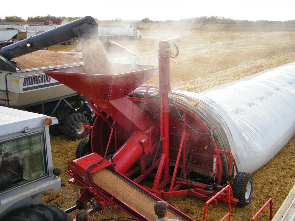 Renn Mill Center Inc. | Lacombe County, AB T4L 2N4, Canada | Phone: (403) 784-3518