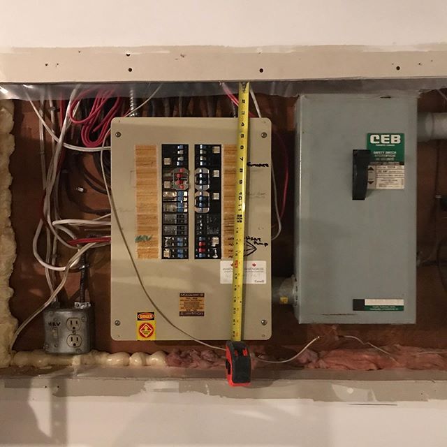 B&M Electrical Services | 509 Castor St, Russell, ON K4R 1E5, Canada | Phone: (613) 978-1122