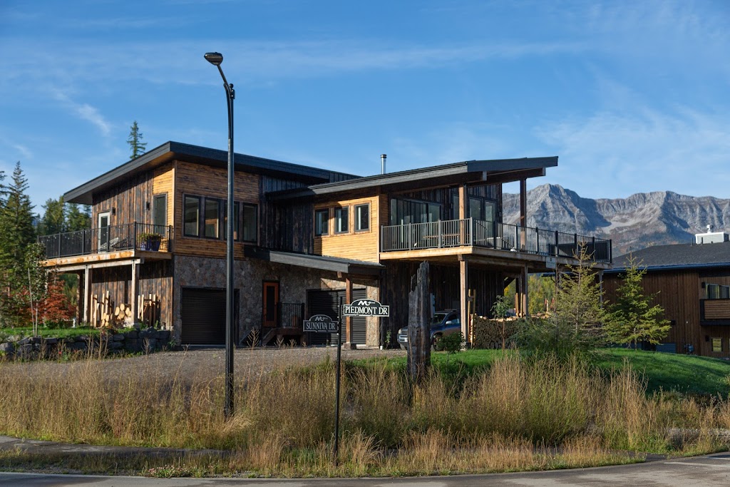 Montane Fernie | 24 Sunniva Dr, Fernie, BC V0B 1M0, Canada | Phone: (250) 423-4136