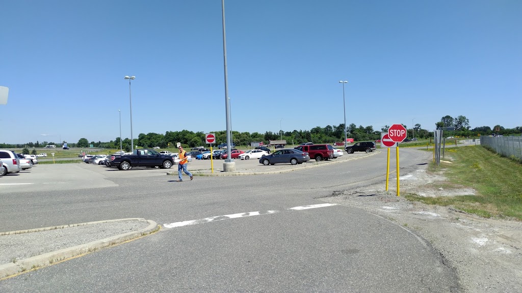 Aurora Carpool Lot | Aurora, ON L4G 0K3, Canada