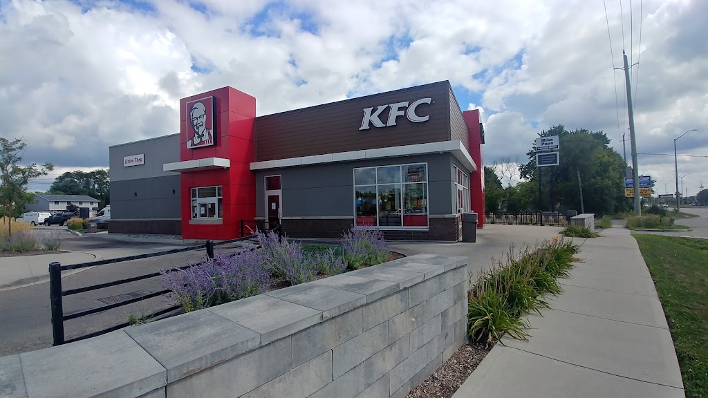 KFC | 850 Wellington Rd, London, ON N6E 1L9, Canada | Phone: (519) 681-8108