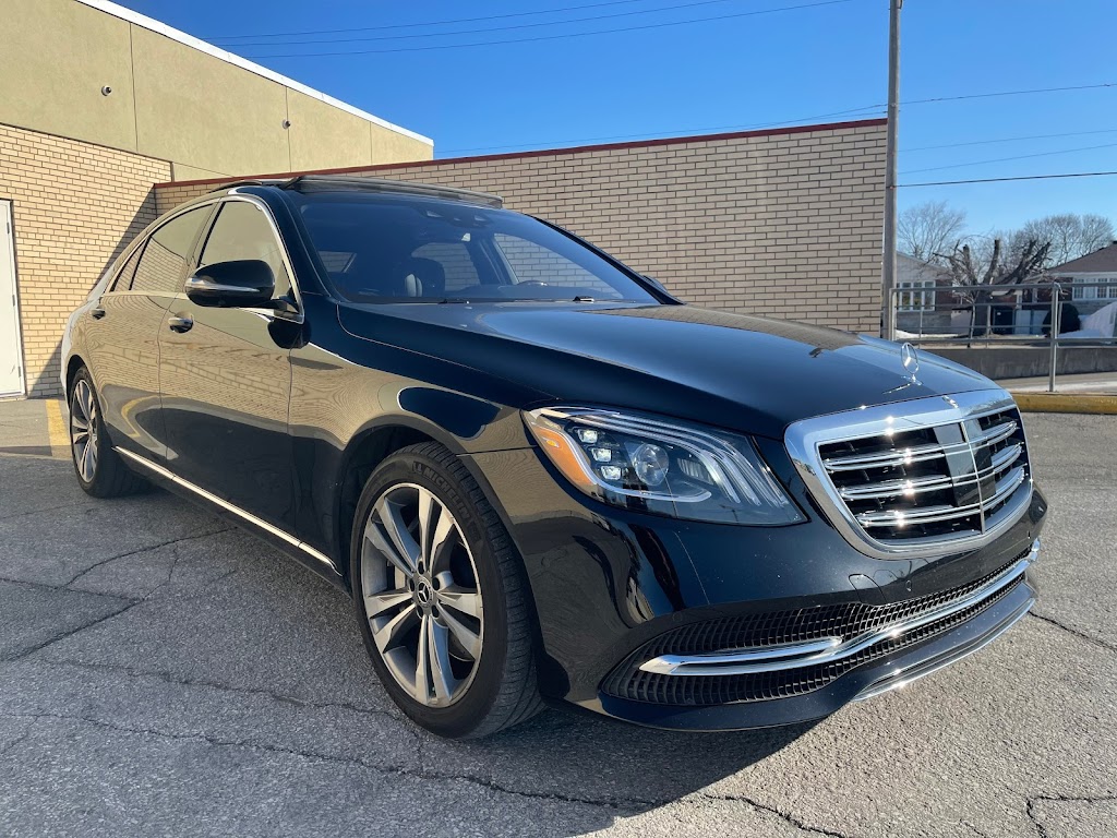 Class Auto Sales | 221 Boul. Albert Mondou, Saint-Eustache, QC J7R 7A7, Canada | Phone: (450) 277-7772