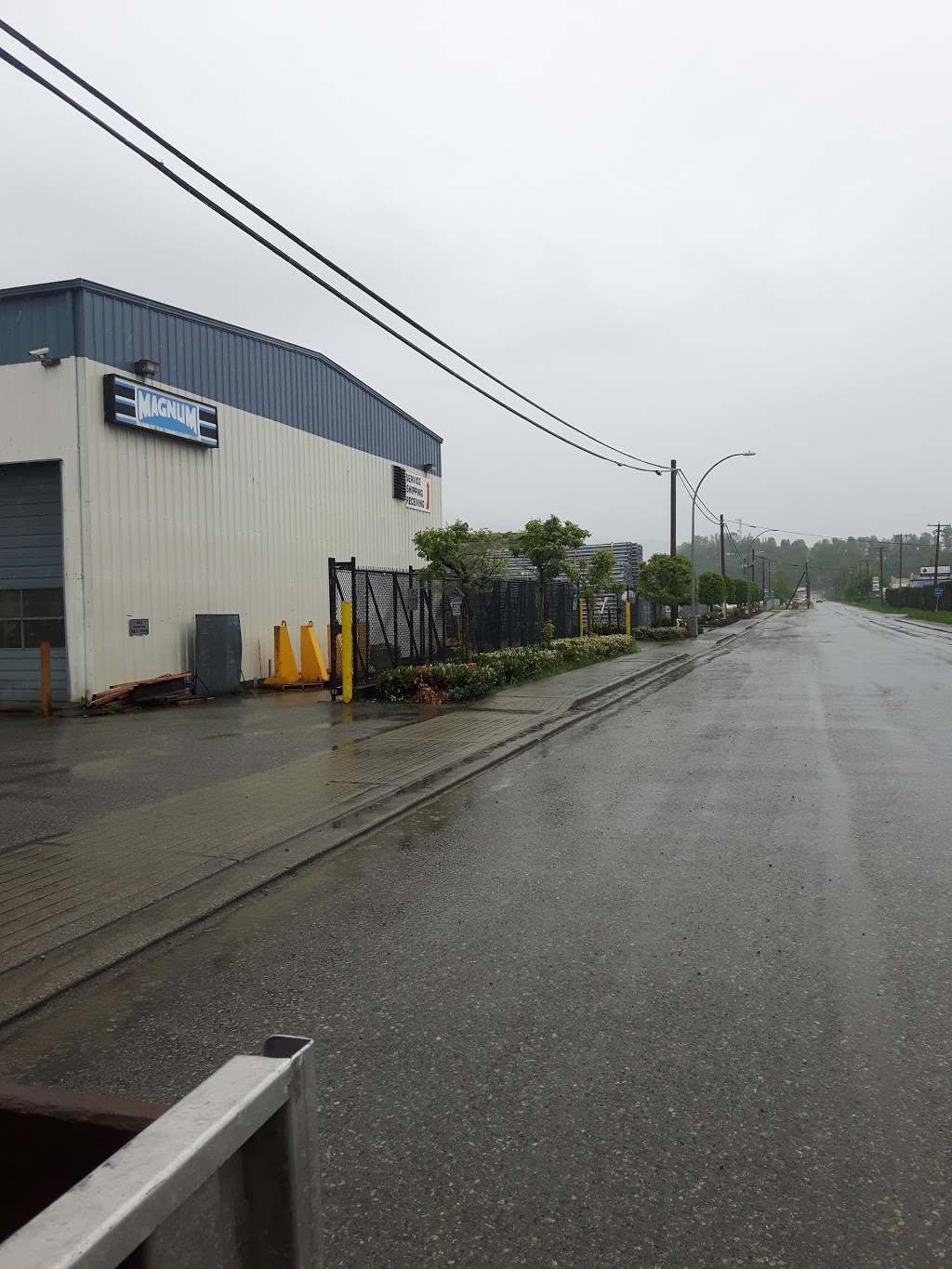 Magnum Trailer & Equipment Inc | 660 Riverside Rd, Abbotsford, BC V2S 7M6, Canada | Phone: (604) 855-7544