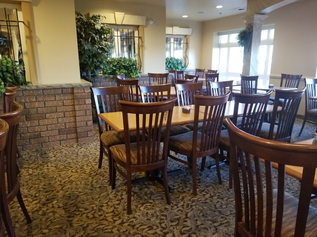 La Pergola Ristorante | 45 Coventry Rd, Brampton, ON L6T 4V7, Canada | Phone: (905) 494-5403