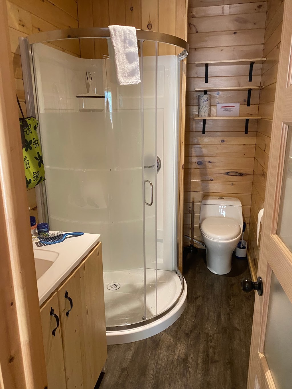Domaine Expédition Inc | 1350 Chemin de la Gare, Labelle, QC J0T 1H0, Canada | Phone: (514) 884-8155