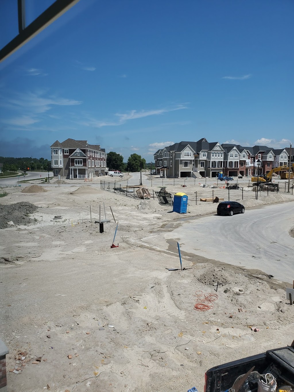 Georgian Sands Sales Centre Wasaga Beach | 1-7 Village Gate Dr, Wasaga Beach, ON L9Z 2X2, Canada | Phone: (888) 367-2220