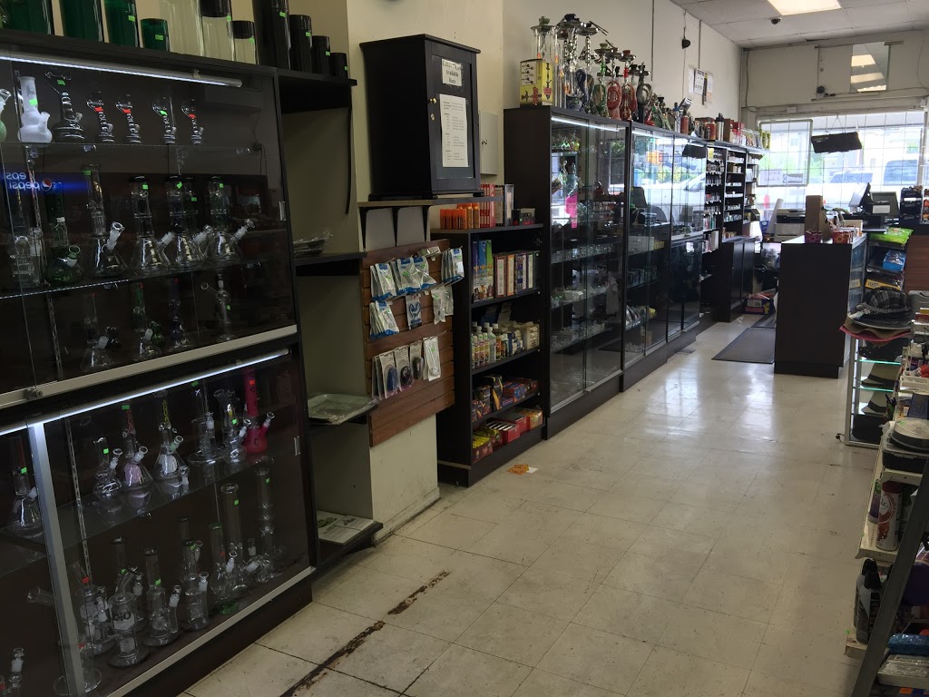Shoprite Smoke Shop Ltd | 2785 Commercial Dr, Vancouver, BC V5N 4C5, Canada | Phone: (604) 872-5444